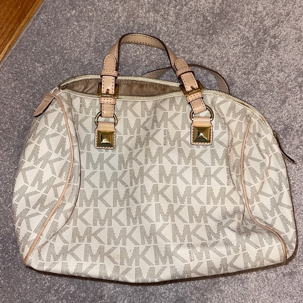Michael Kors purse